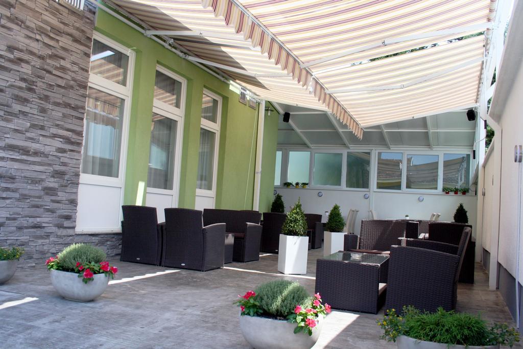 Pansion Komfor Fitea Osijek Exterior photo